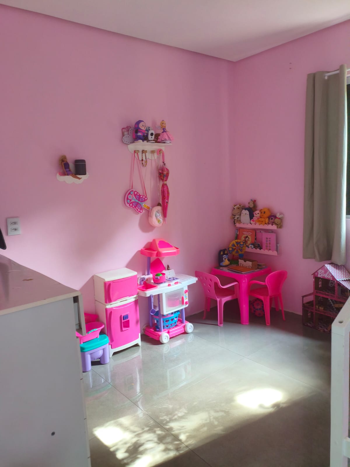Terreno com duas casas em Portão