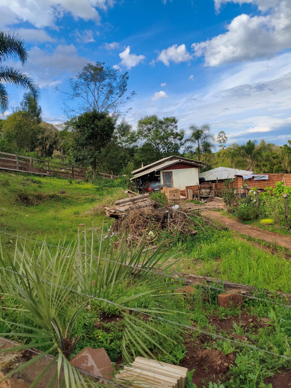 Chácara com duas casas em Estância Velha