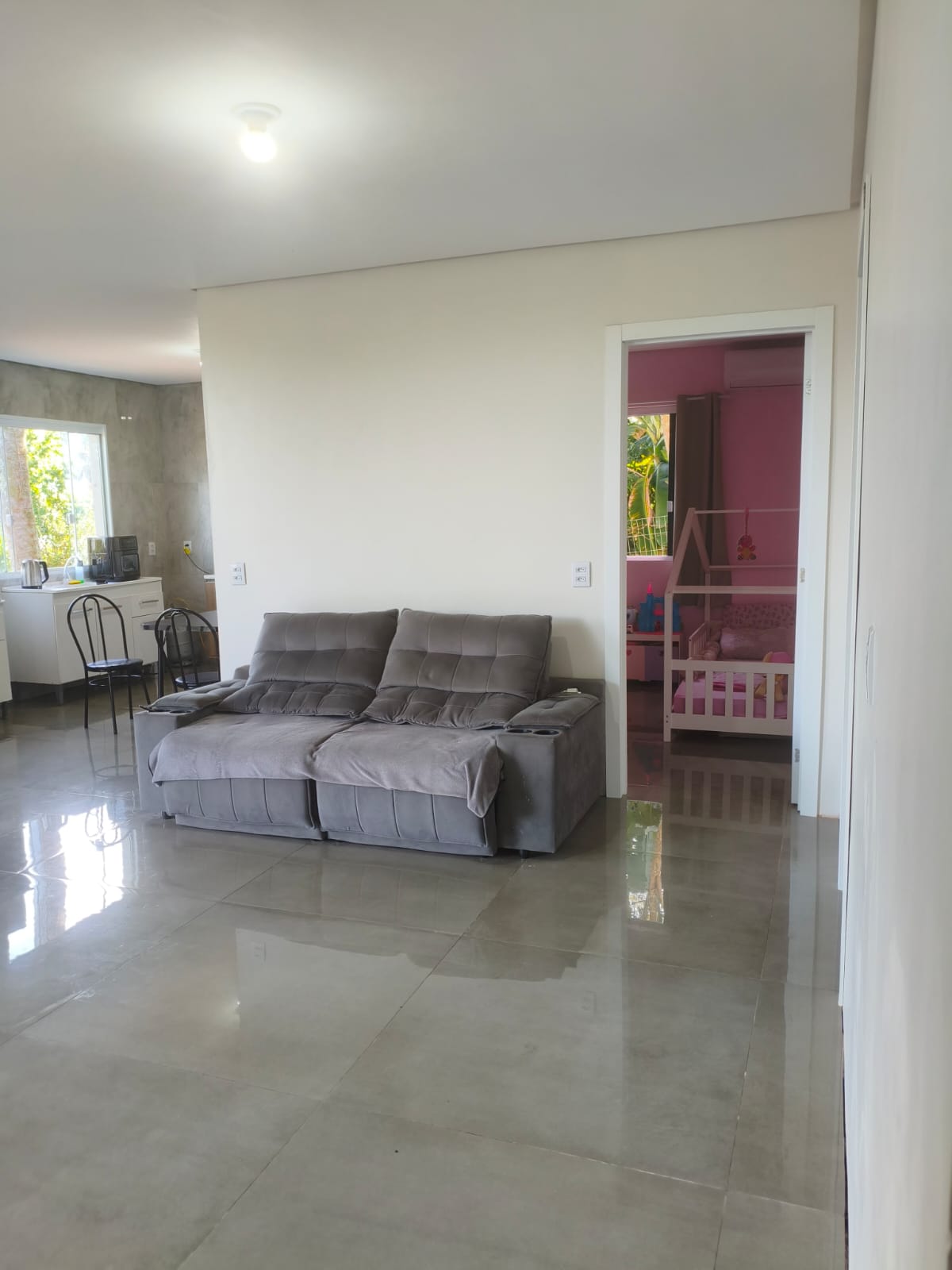 Terreno com duas casas em Portão