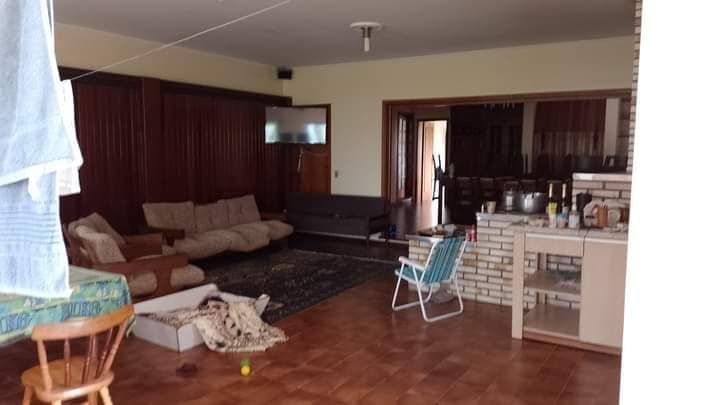 Casa de alto padrão em Portão