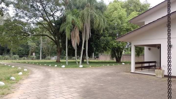 Casa de alto padrão em Portão