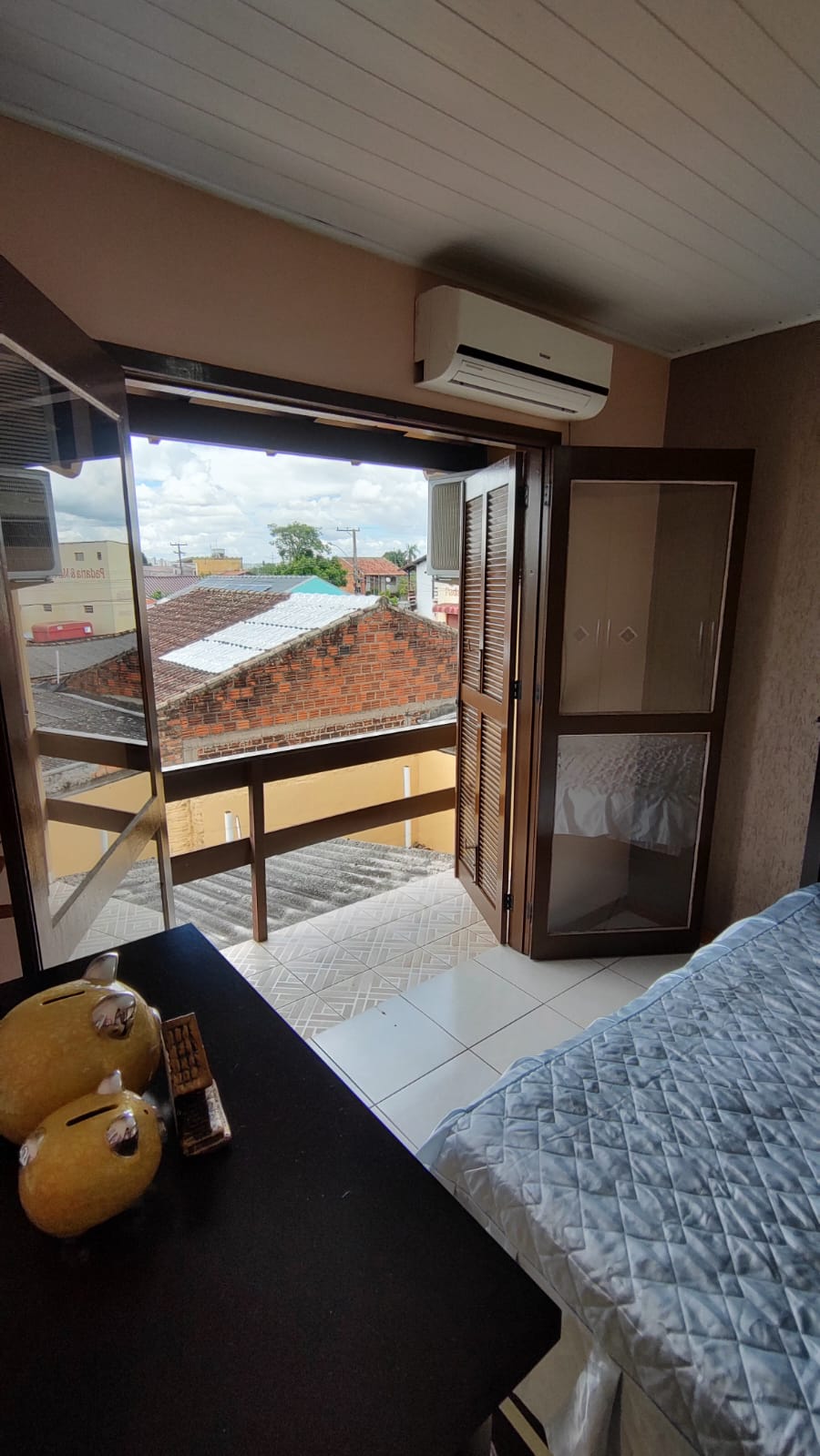 Casa com sala comercial em São Leopoldo