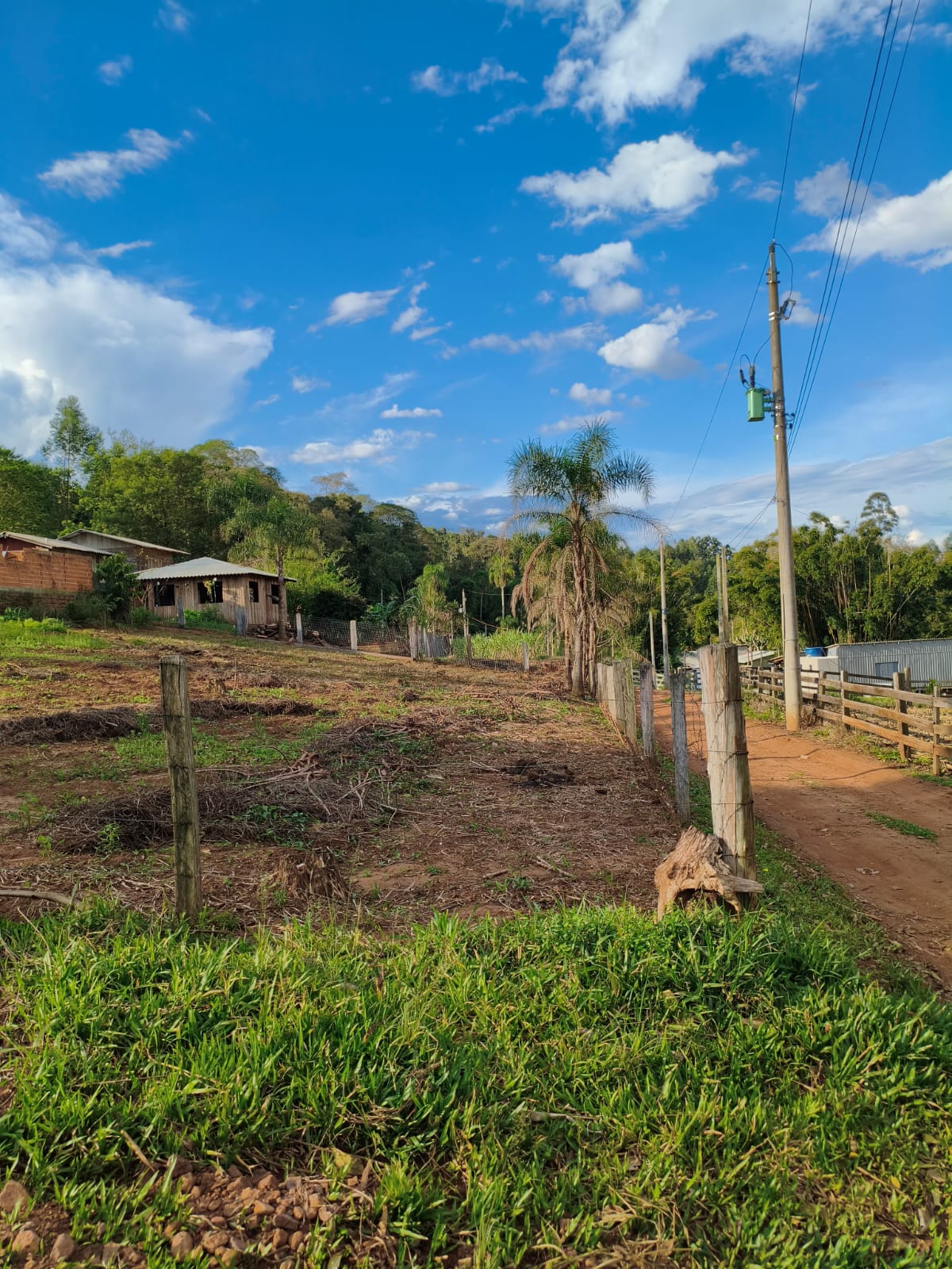Chácara com duas casas em Estância Velha