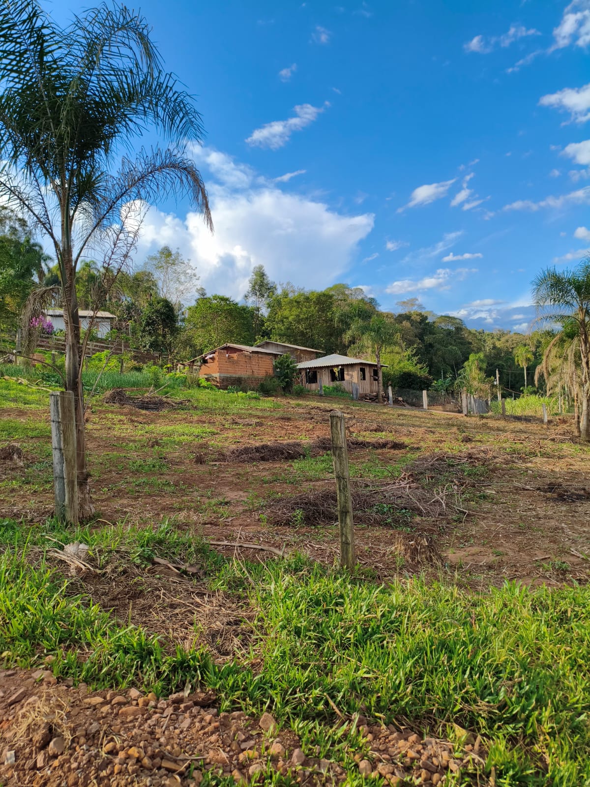 Chácara com duas casas em Estância Velha