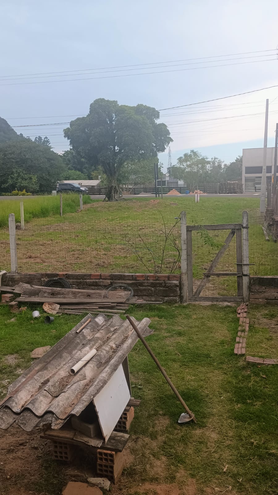 Terreno Comercial em Capela de Santana - RS 240