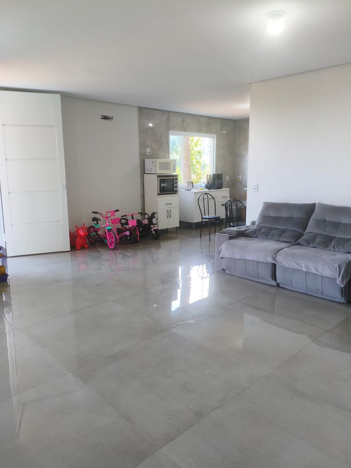 Terreno com duas casas em Portão