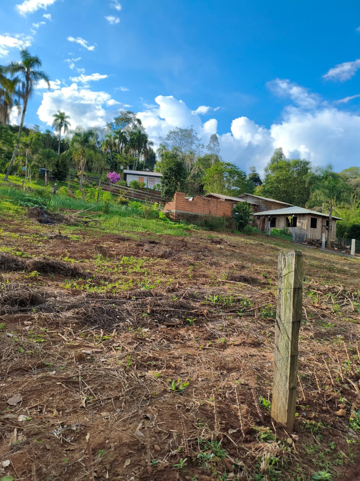 Chácara com duas casas em Estância Velha